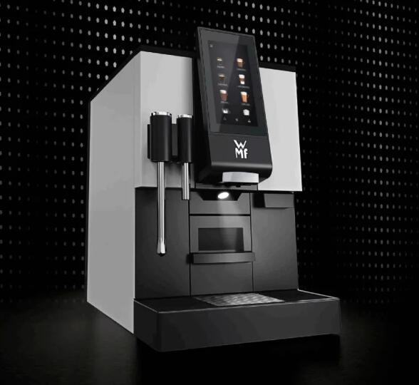 WMF1100S 全自动研磨一体机 小体积大功能 从豆到杯 功率/电压:2300W/220V 进水方式:水箱4.5L/自动(可选) 尺寸:32.5*56.1*55.6cm